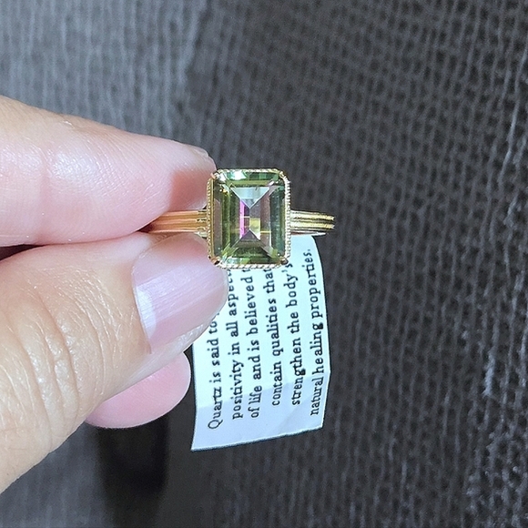 Shivam Rectangular Green💚 Quartz Ring💍 - NWT - Picture 11 of 16